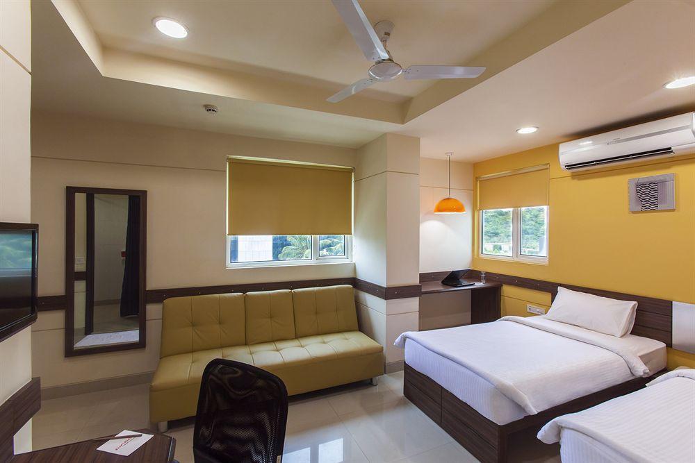 Hotel Nashik Exterior foto